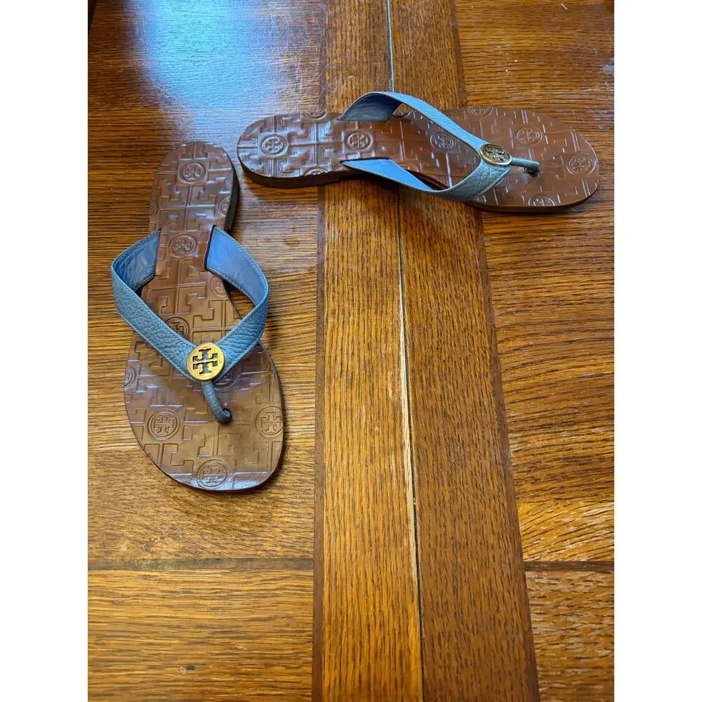 Tory Burch Thora Sandal 8M Chambray Blue Snake Leather Logo Thong Flip Flop Shoe